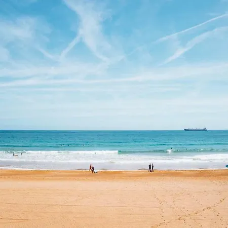 Appartement Lisbon 1 *