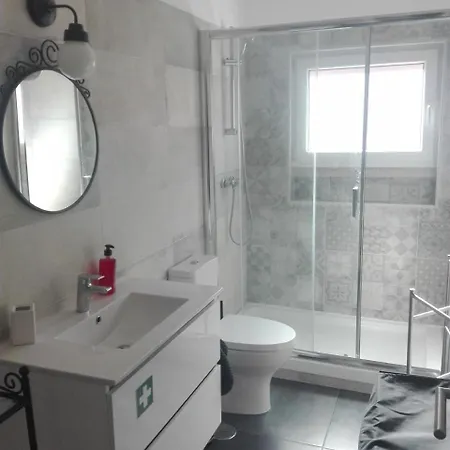 Lisbon 1 * Costa da Caparica